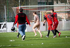 Per varžybas nuogas sirgalius i&scaron;bėgo į LFF stadioną 