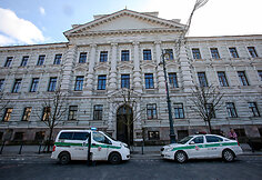 Gavus pranešimą apie neva užminuotą Vilniaus apygardos teismą buvo evakuotas pastatas