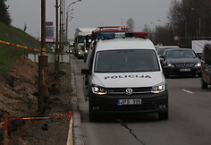 Geležinio vilko gatvėje aptiktas į sprogmenį panašus daiktas