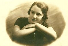 Leah Goldberg 1927 metais