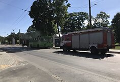 Kaune užsidegė troleibusas