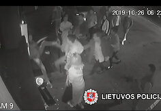 Ie&scaron;komi vyrai