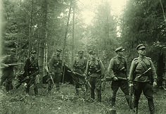 15 Vytauto apygardos Tigro rinktinės Er&scaron;kėčio kuopos partizanai. 1947 m.