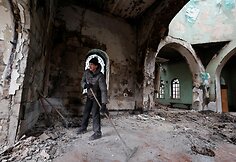 Ukrainiečiai grįžta į rusų karių suniokotas vietoves