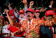Amerikiečiai laukia JAV prezidento rinkimų rezultatų