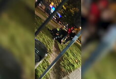 Vaizdo stebėjimo kameromis užfiksuota, kaip paaugliai Kaune niokoja daugiabučio turtą