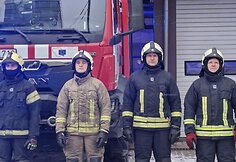 Lietuvos ugniagesiai gelbėtojai Tylos minute pagerbė žuvusio kolegos Rolando Venslauskio atminimą
