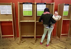 Airijoje istorinis referendumas dėl tos pačios lyties santuokų