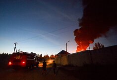 Kijevo apylinkėse degalų saugykloje po sprogimo kilusiame gaisre žuvo keli žmonės