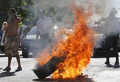 Protestuojantys Paryžiaus taksi vairuotojai