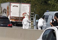 Austrijoje krovininiame automobilyje rasta mirusių migrantų kūnų