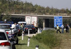 Austrijoje krovininiame automobilyje rasta mirusių migrantų kūnų