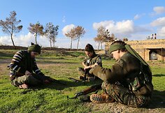 Prieš „Islamo valstybės“ džihadistus kovojančios kurdės