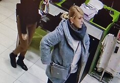 Dėl pavogtų megztinių ieškomos merginos