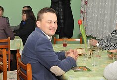 Labdaringų valgyklų lankytojams vai&scaron;es surengė labdaros fondas &bdquo;Maisto bankas&ldquo;