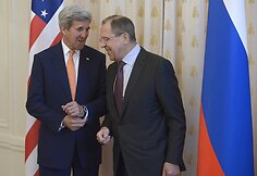 Johnas Kerry susitiko su Sergejumi Lavrovu