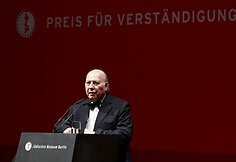 Imre Kerteszas