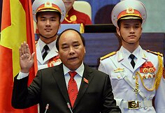 Vietnamo parlamentas prisaikdino naująjį premjerą