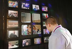 Putiną garbinanti kavinė Krasnojarske