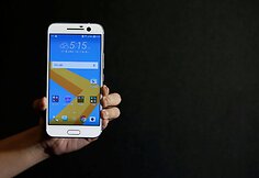 Naujasis HTC 10 i&scaron;manusis telefonas