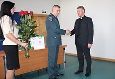 Tel&scaron;ių meras pareigūnams Au&scaron;rai Anglickienei ir Mantui Spudžiui įteikė padėkas