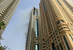 Dubajuje dega vienas dangoraižių