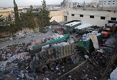 Sirijoje subombarduota humanitarinę pagalbą gabenusi sunkvežimių vilkstinė