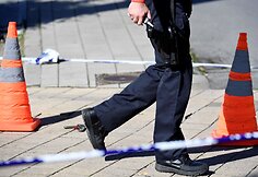 Briuselyje peiliu sužeisti du policininkai