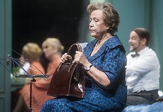Spektaklis &bdquo;Karali&scaron;ko dydžio&ldquo;
