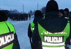 Policijos ir kariuomenės pratybos Telšiuose
