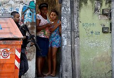 Rio de Žaneire po 11 žmonių žūties policija pradėjo didelę operaciją viename lū&scaron;nyne