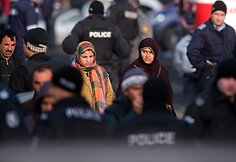 Bulgarijos pabėgėlių stovykloje migrantai susirėmė su policija