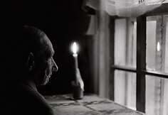 Kadras i&scaron; filmo &bdquo;Rudens sniegas&ldquo; (rež. Valdas Navasaitis, 1992)