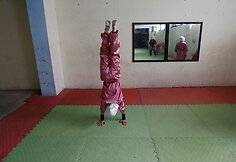 Afganistanietės &ndash; &Scaron;aolino kung fu kovotojos