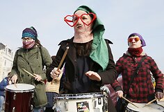 Feministės ragina Ukrainą sugrąžinti Tarptautinei moters dienai jos tikrąją prasmę