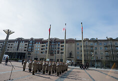 Taikos vėliavos pakėlimo, minint Pasaulinę kultūros dieną, ceremonija Nepriklausomybės aik&scaron;tėje Vilniuje