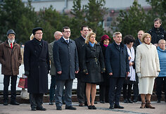 Taikos vėliavos pakėlimo, minint Pasaulinę kultūros dieną, ceremonija Nepriklausomybės aik&scaron;tėje Vilniuje