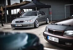 Filmo &bdquo;Greiti ir įsiutę 8&ldquo; premjera įvyko drauge su i&scaron;skirtinių automobilių paroda
