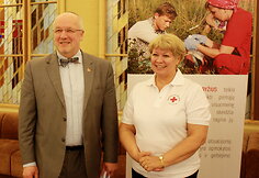 Lietuvos raudonojo Kryžiaus pirmosios pagalbos instruktorės mokė atlikti gaivinimą