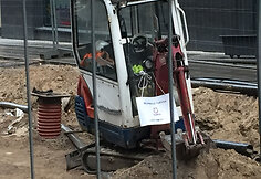 Vilniaus gatvėje kažkas i&scaron;kabino skelbimus su mero Remigijaus &Scaron;ima&scaron;iaus telefono numeriu