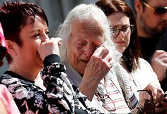 Tylos minutė Mančesteryje