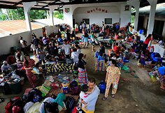 Tūkstančiai gyventojų sprunka i&scaron; pietinio Filipinų regiono