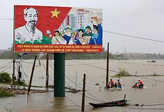 Vietname siaučia smarkus taifūnas Doksuri