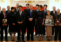 Donaldo Trumpo vizitas Japonijoje