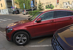 Vaidos Skaisgirės automobilis paliktas neleistinoje vietoje