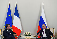 Vladimiro Putino ir Emmanuelio Macrono susitikimas Sankt Peterburge