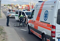 Vilniuje &bdquo;&Scaron;koda&ldquo; partrenkė dviratininką