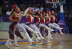 &bdquo;Red Foxes&ldquo; pasirodymai Stambule