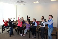 Naujovi&scaron;kai mokytis jaunimą skatina mobilioji technologijų laboratorija