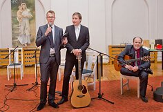 Gintaras Jakelis su sūnumis Pauliumi ir Tomu